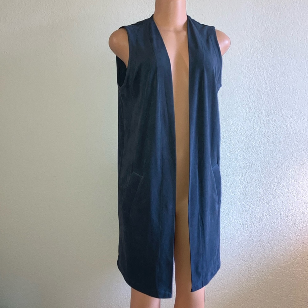 Soft Surroundings Gray Open Front Sleeveless Faux Suede Cardigan‎ Vest